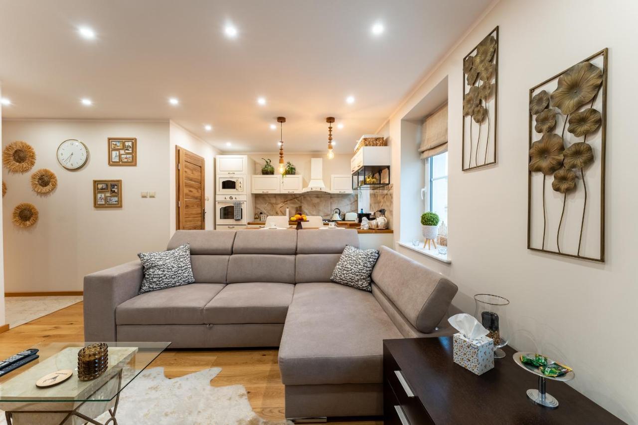 Apartament Zloty Jelonek - 4 Osobowy Na Placu Ratuszowym - Space Apart 耶莱尼亚古拉 外观 照片