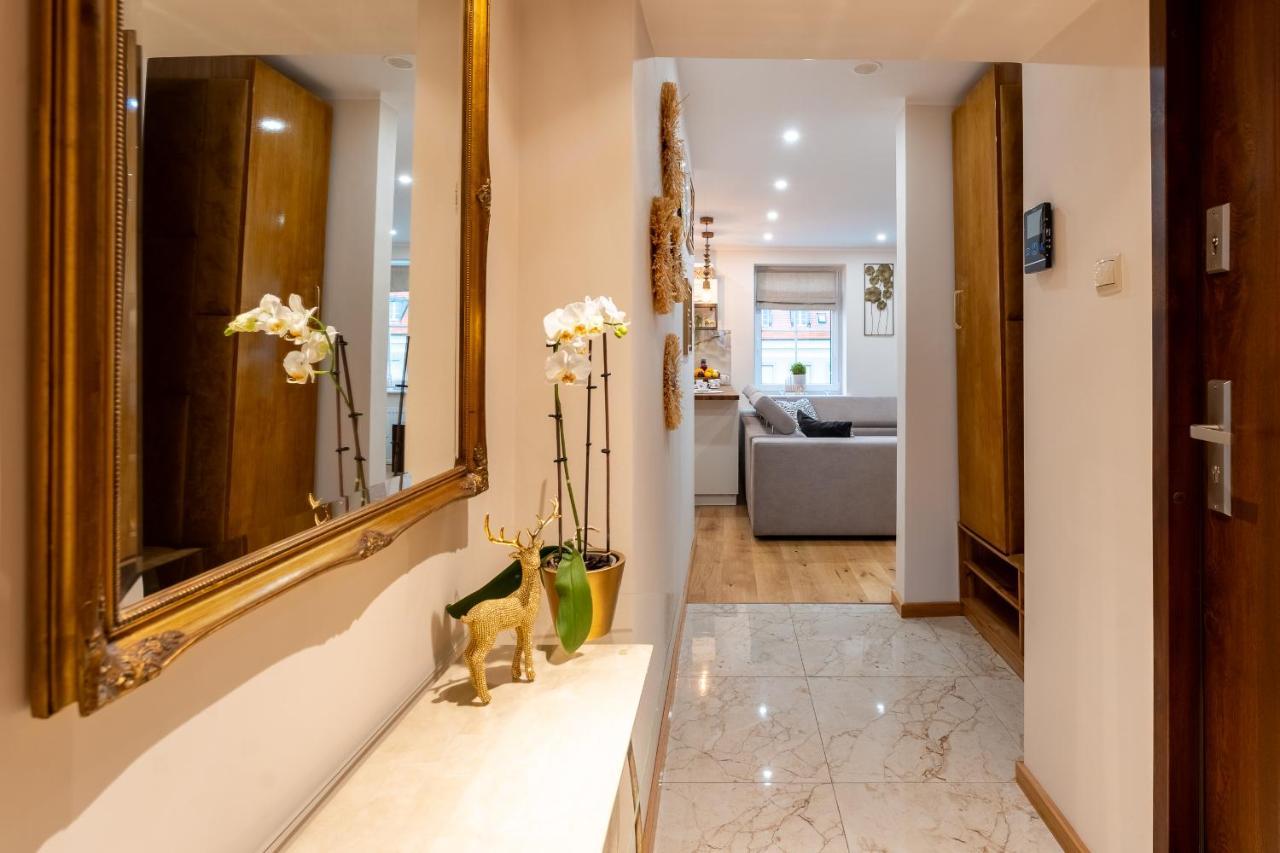 Apartament Zloty Jelonek - 4 Osobowy Na Placu Ratuszowym - Space Apart 耶莱尼亚古拉 外观 照片